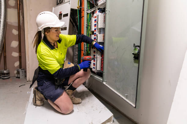 Best Electrician Near Me  in Harrah, OK